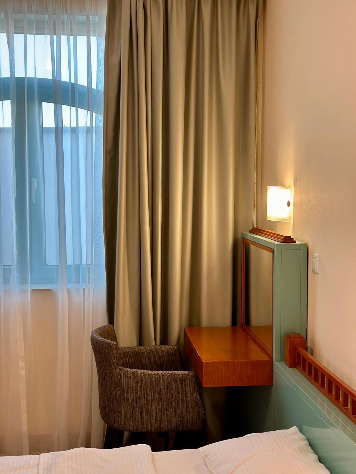 Central 25 Podgorica Zewnętrze zdjęcie