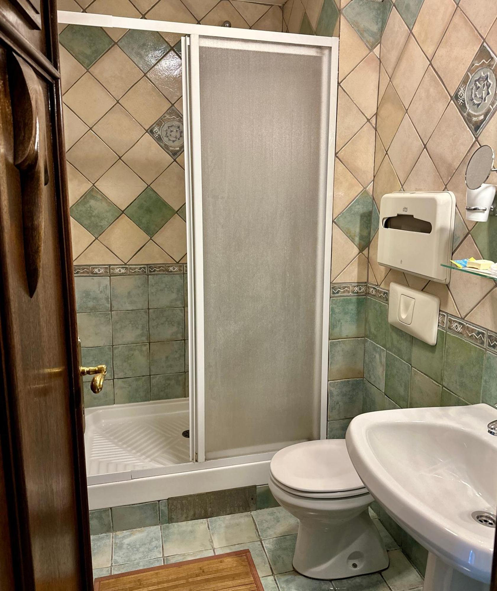 Central 25 Podgorica Zewnętrze zdjęcie