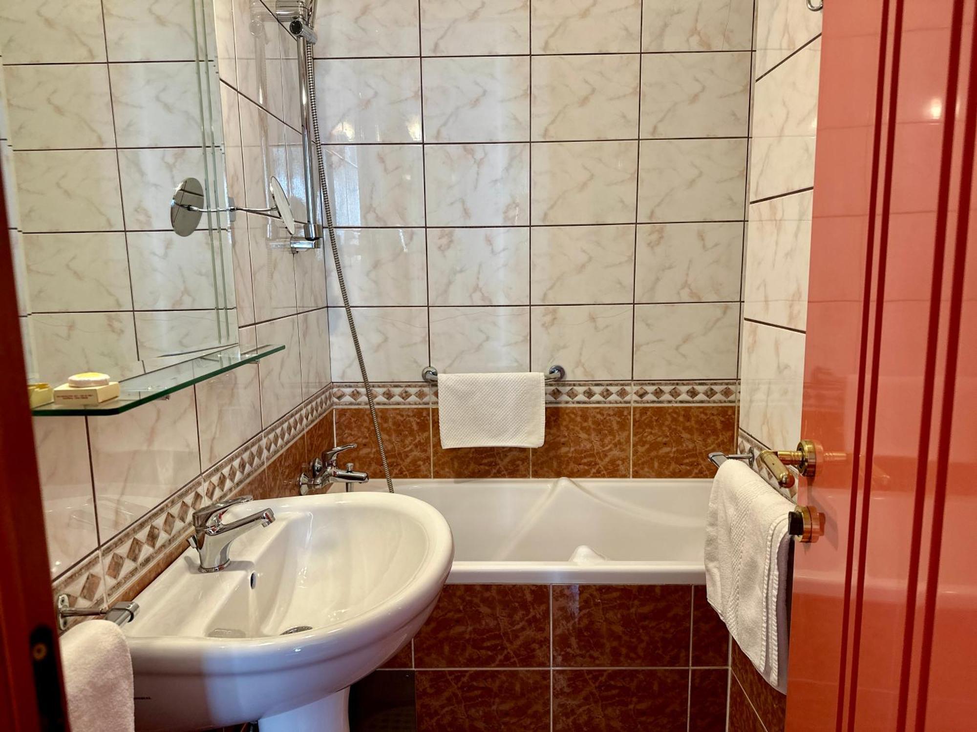 Central 25 Podgorica Zewnętrze zdjęcie
